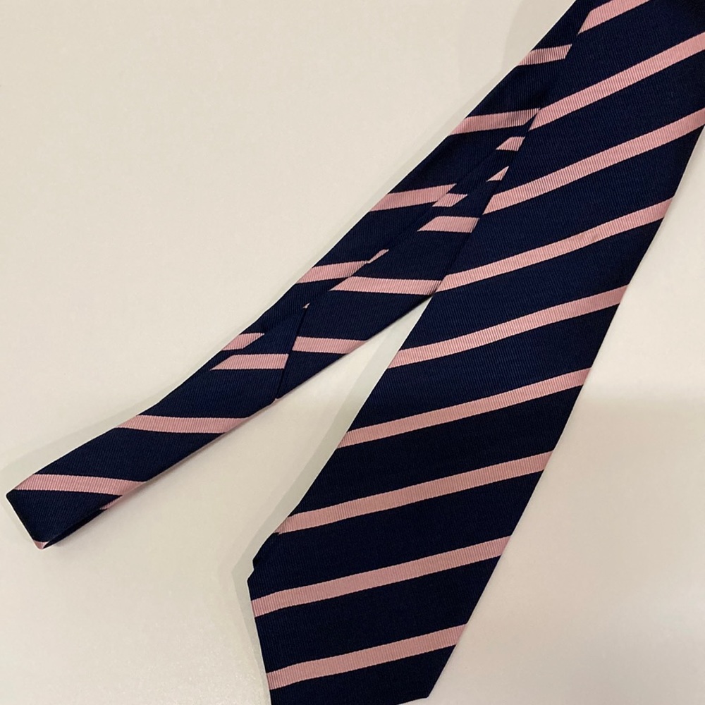 Men’s necktie